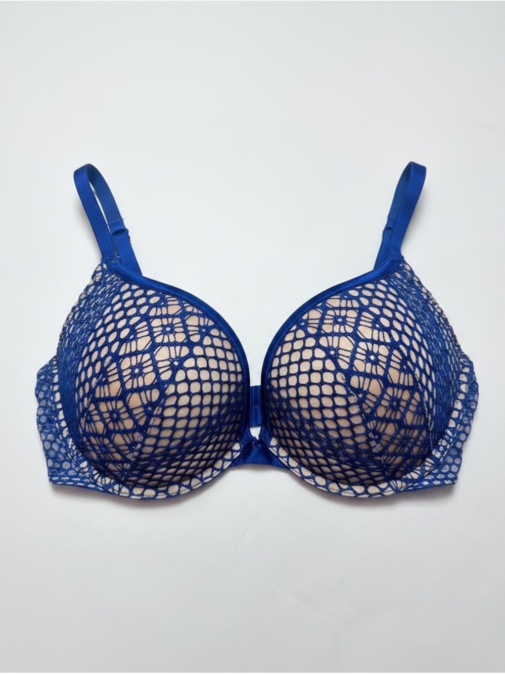 Victoria’s Secret 32DDD Royal Blue Lace Push Up Bra NWT 2016 Very Sexy